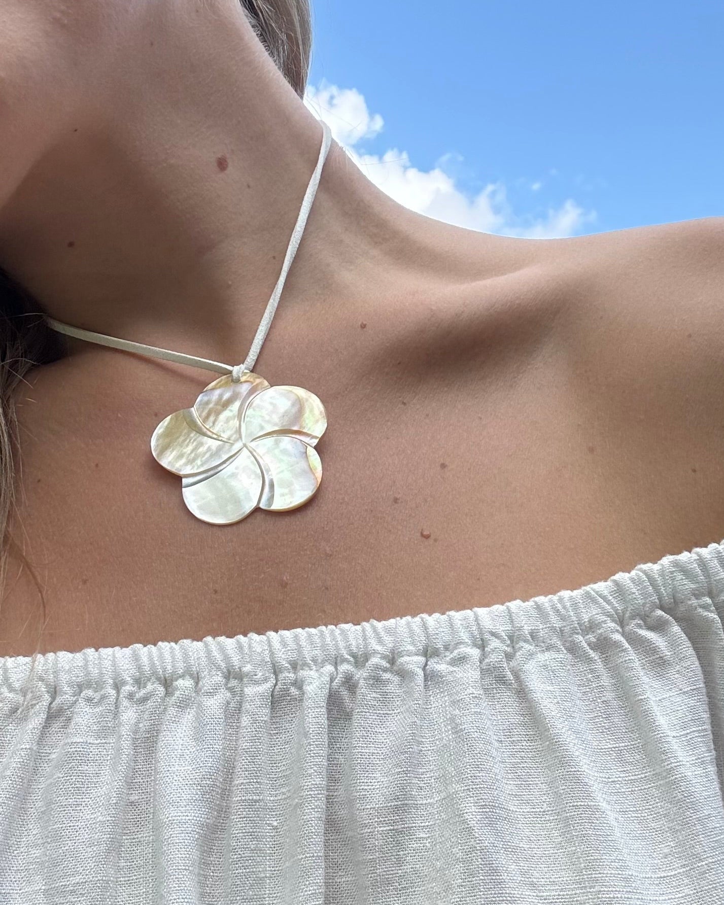 Natural pendant necklace