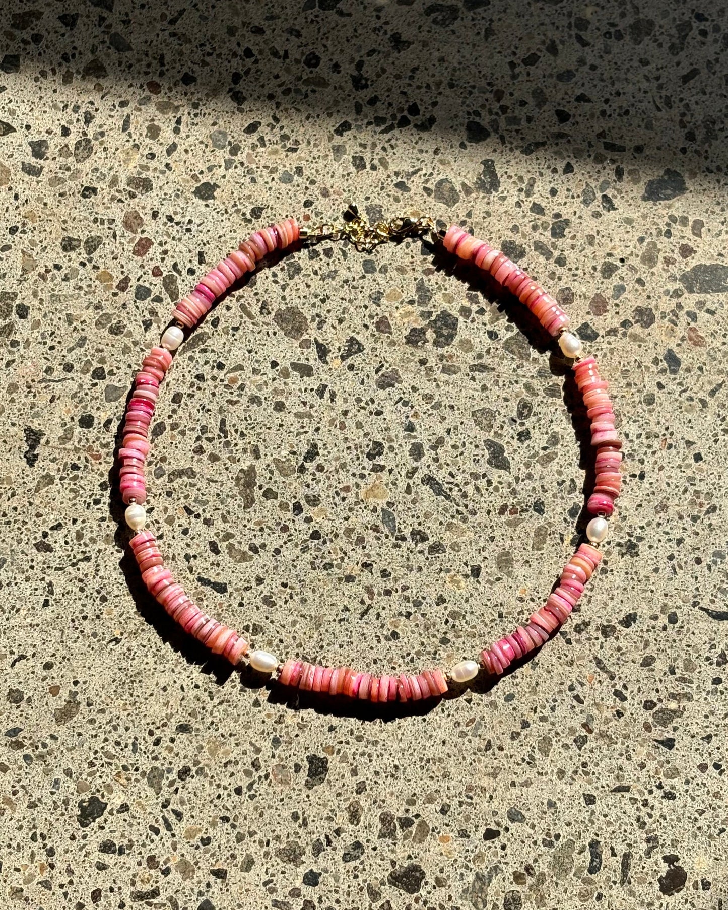 Shiny shell necklace
